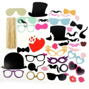 Accessories table photo